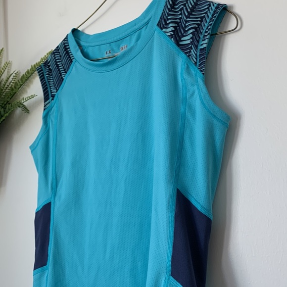 Under Armour Heat Gear Fitted Sleeveless Muscle Tee - Picture 2 of 7